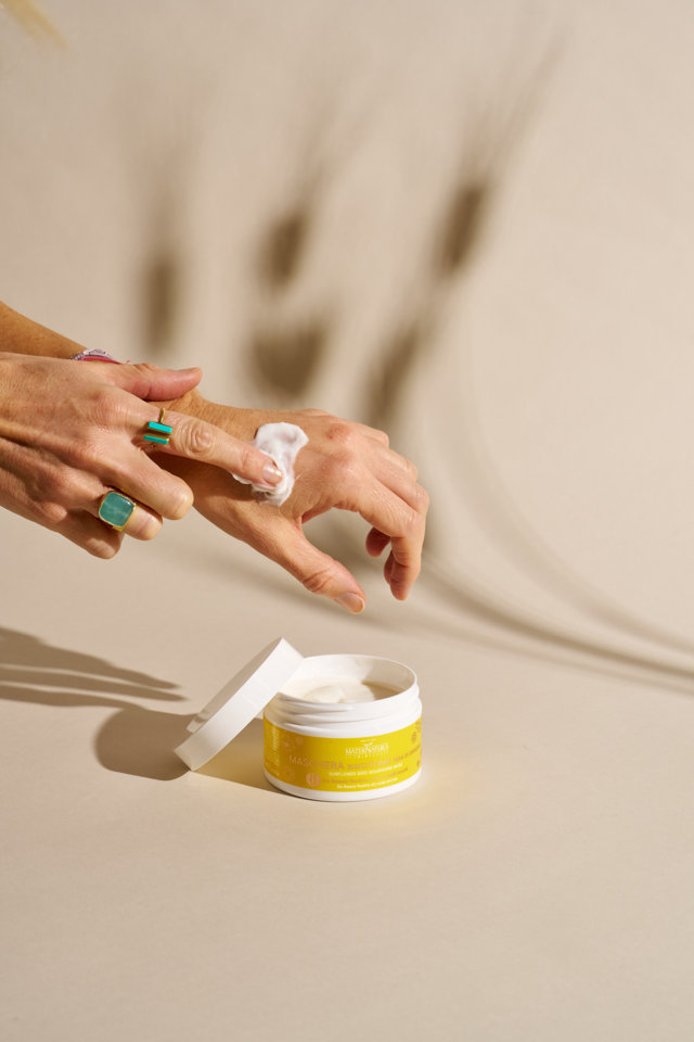 Maschera Nutriente Capelli Secchi ai Semi di Girasole