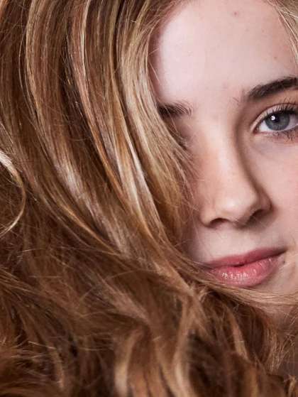 Henne Biondo Scuro Khadi