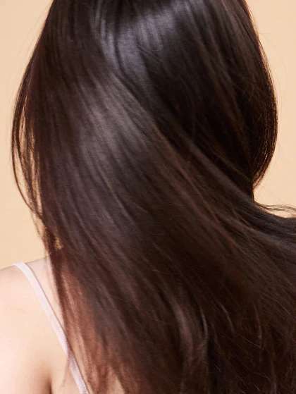 Henne Castano Cenere Khadi